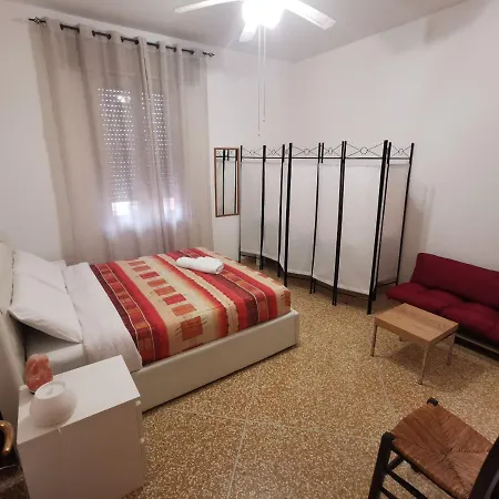 Aloha Vicino All'aeroporto Bed & Breakfast